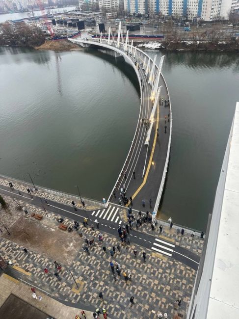 Велошеходный мост через Нагатинский затон открыт.  Он находится рядом с одноименной станцией..