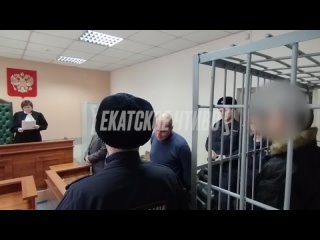 Обвиняемых в подготовке теракта подростков арестовали до 21..