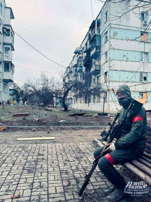 🇷🇺💪 Наши войска полностью освободили город Курахово в ДНР, сообщили в Минобороны РФ. 
ВСУ потеряли 80%..